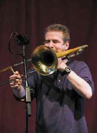 Steve Swell - trombone